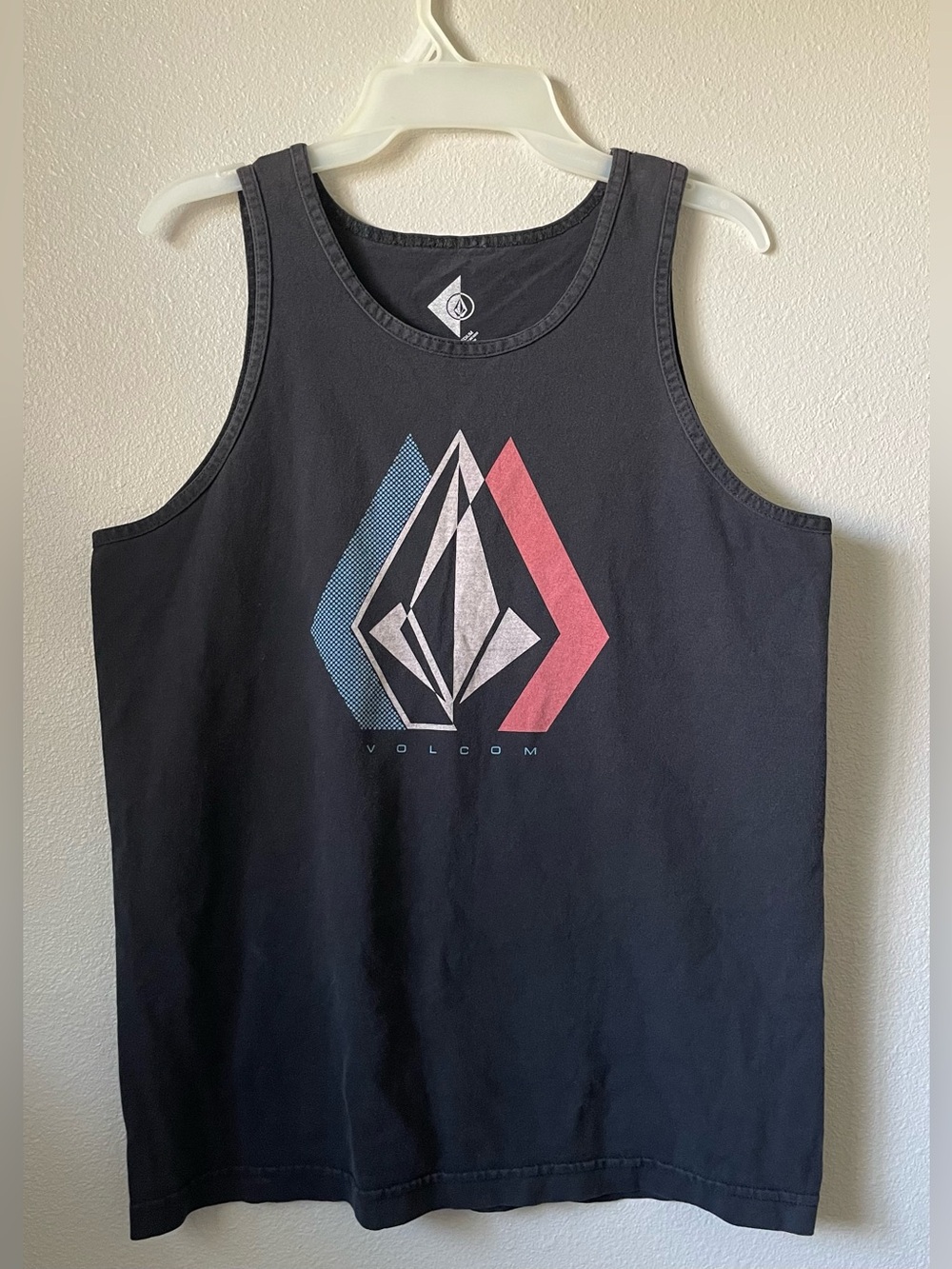 Volcom Tank Top - Picture 2 of 5